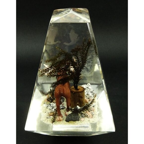 Vintage Canadian Lucite Prism Paperweight Diorama Moose Wildlife Scene - Picture 4 of 10